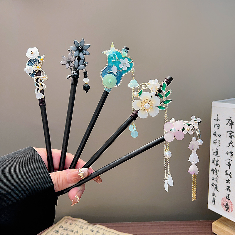Hanbok Hair Pin - عصا شعر كلاسيكية بشراشيب، دبوس شعر